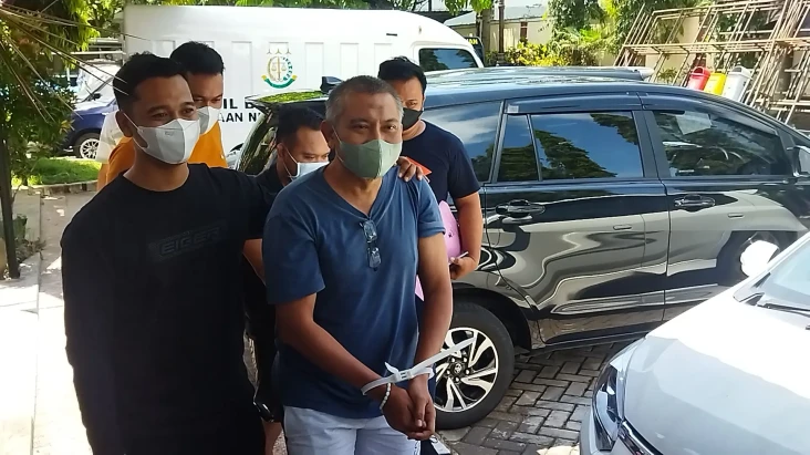 Bambang Suryo dan 3...