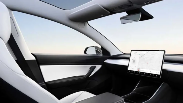Tesla Bikin Robotaxi...
