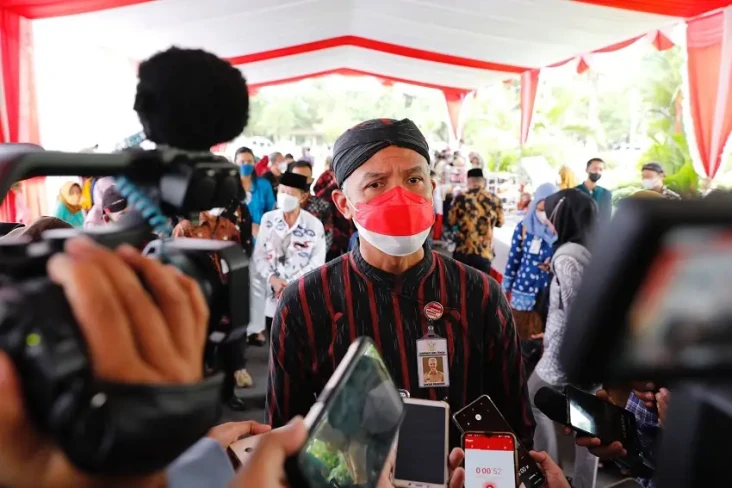 Ganjar Pranowo Imbau...