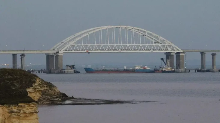 Kiev Ancam Bom Jembatan...