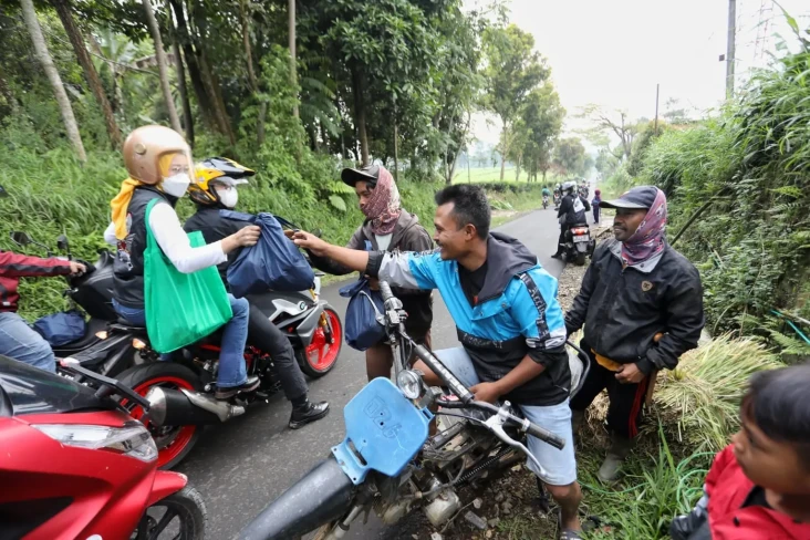 Berkah Ramadhan, Gerakan...