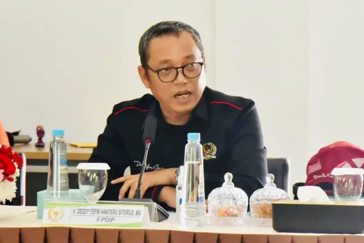 Politikus PDIP Minta...