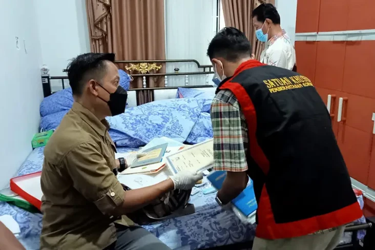 Kasus Mafia Tanah Pertamina,...