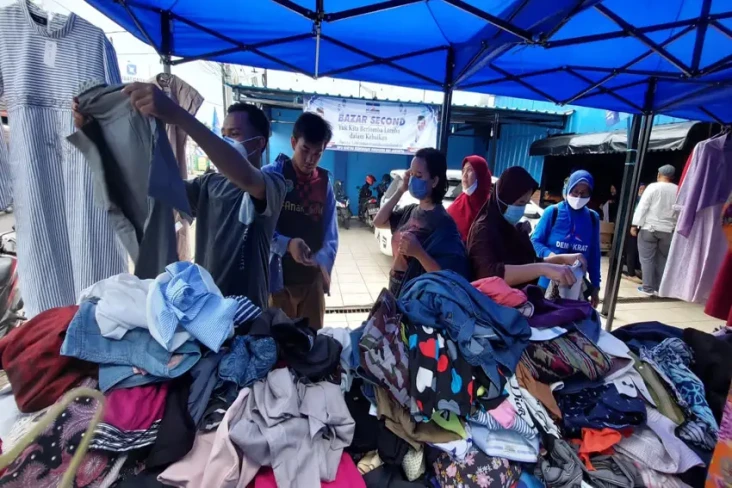 Gelar Bazar Second,...