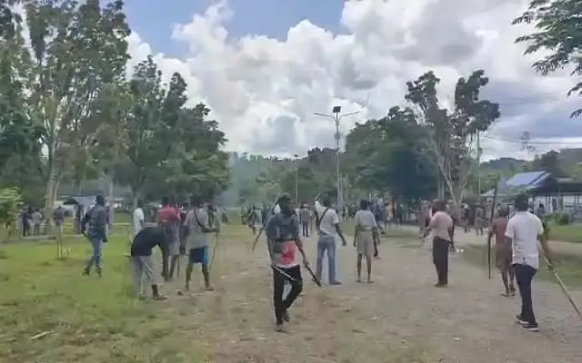 Mencekam! Bentrok Antar...