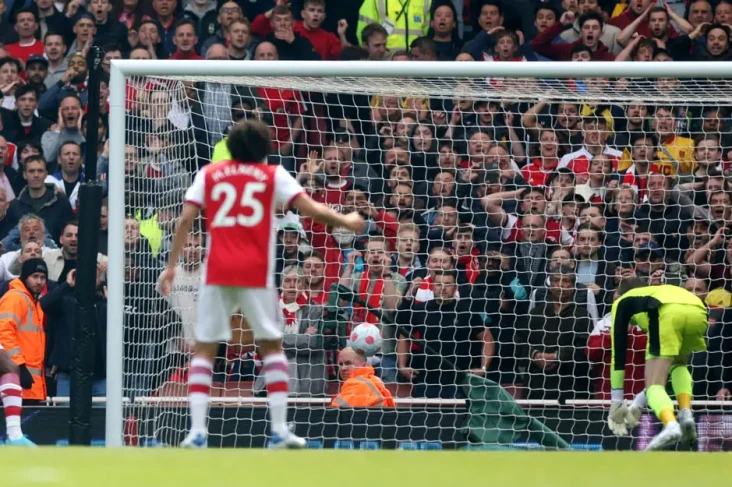 Arsenal vs Man United:...