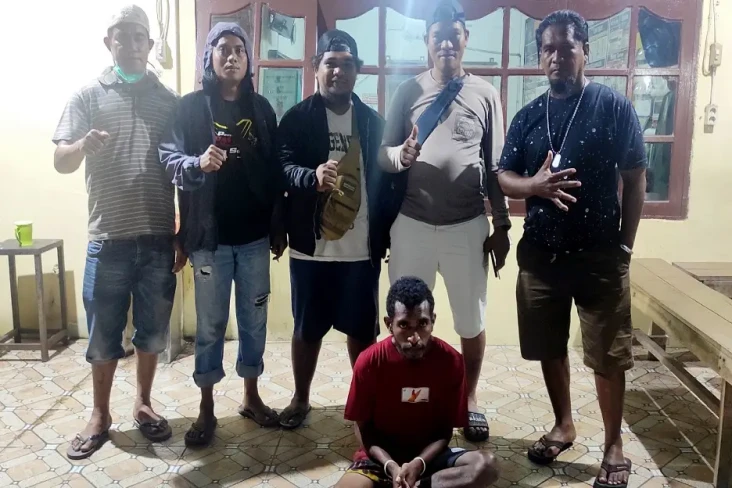 Garang Tombak Paman...