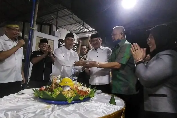 KAHMI Sulsel Buka Puasa...