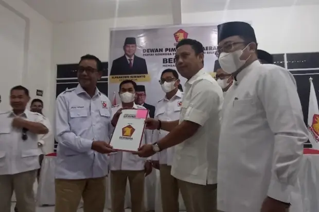 Wabup Barru Aska Mappe...