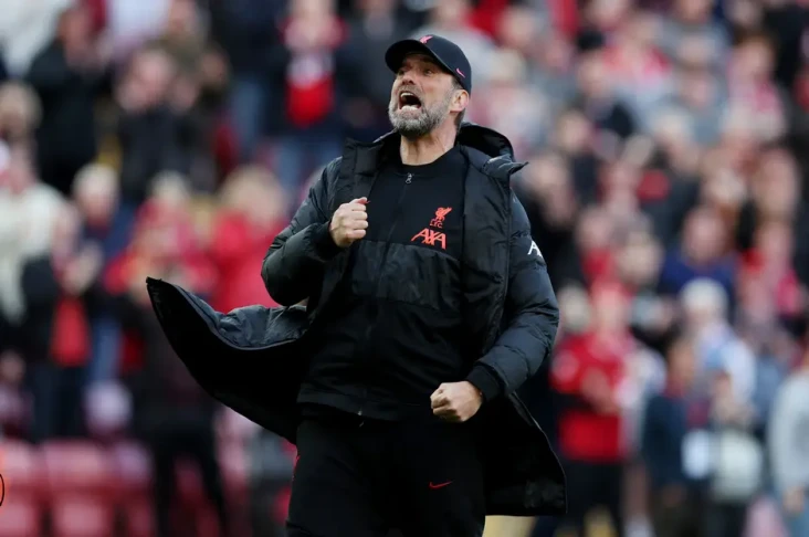 Liverpool Libas Everton...