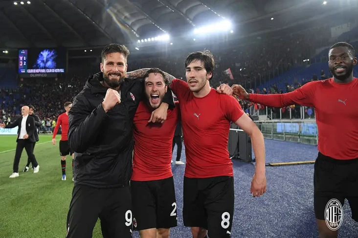 Pertama Kali AC Milan...