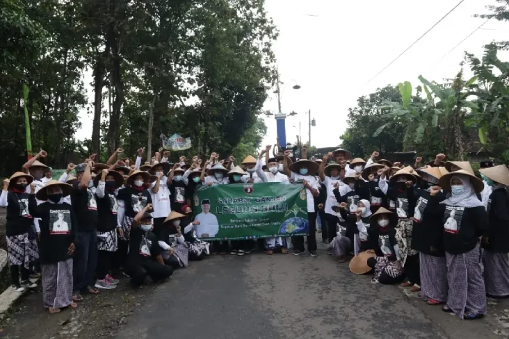 Petani Gunungkidul dan...