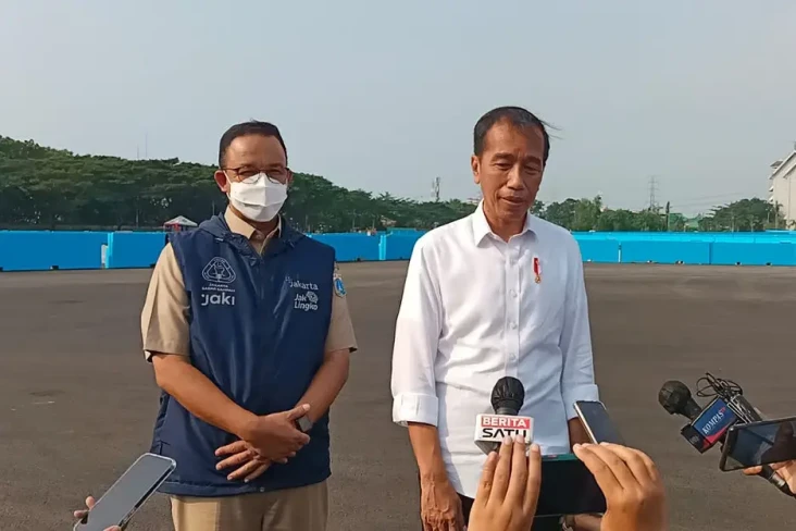 Jokowi Sebut Masa Transisi...