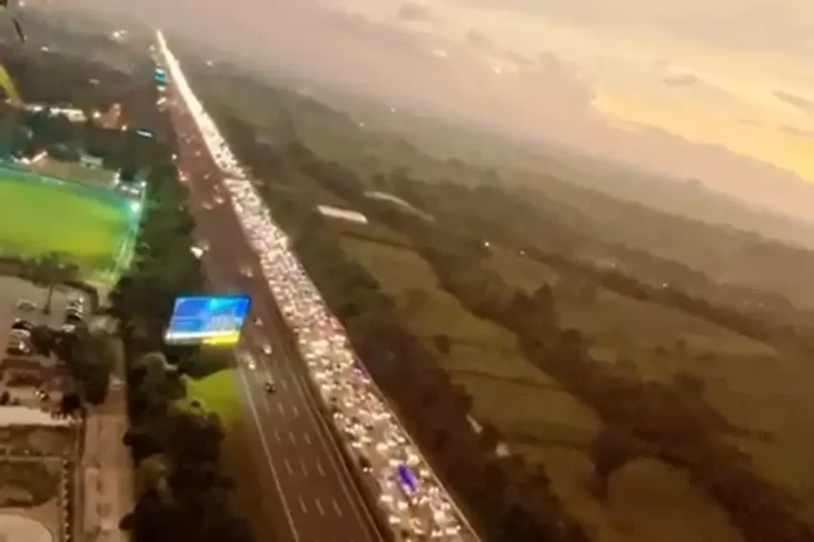Viral Video Horor Kemacetan...