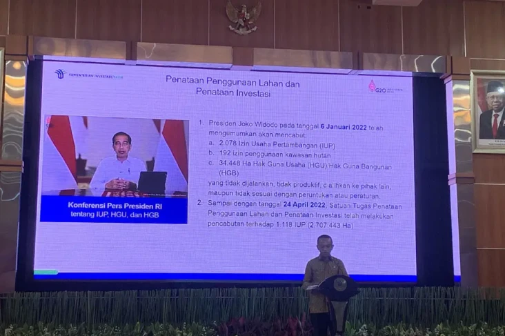Ribuan Izin Tambang...