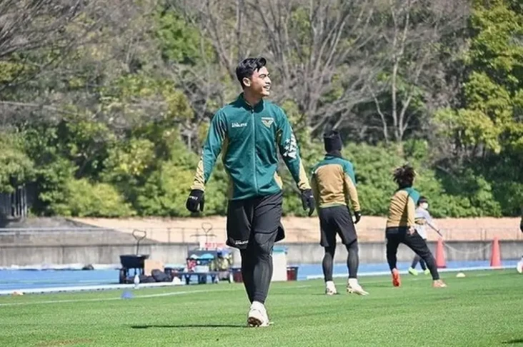 Pratama Arhan Absen...