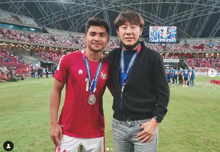 Asnawi Mangkualam Gabung...