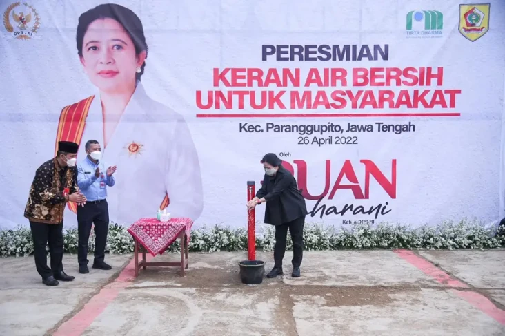 Puan Resmikan Proyek...