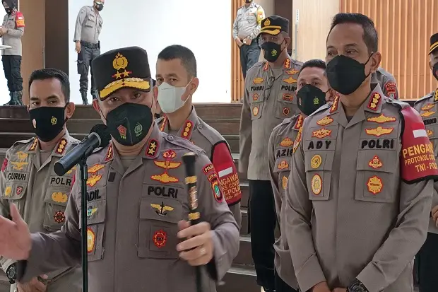 Pantau Rumah Pemudik,...