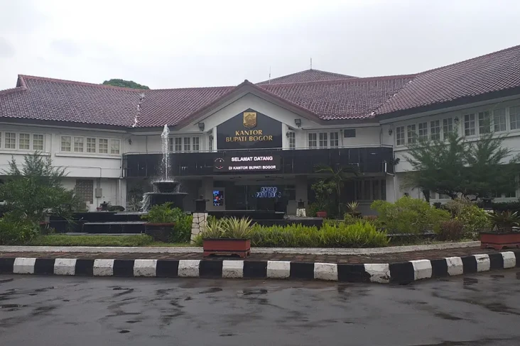 Ade Yasin Ditangkap...