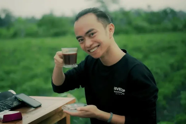 Kasus Tri Suaka dan...