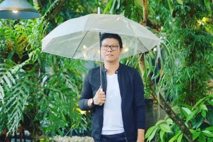 Tri Suaka dan Zinidin...