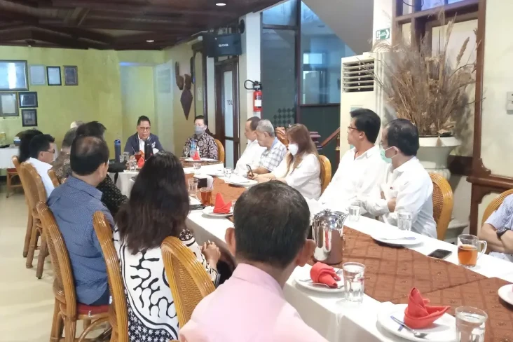 Partai Ramah Akademisi,...