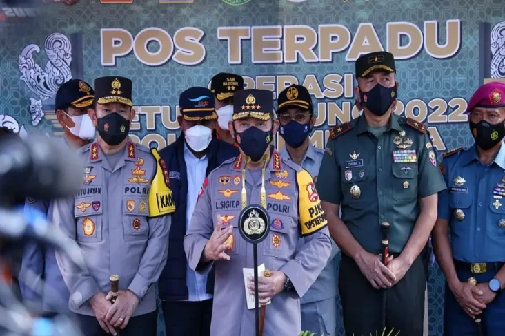 Libur Lebaran Wisatawan...