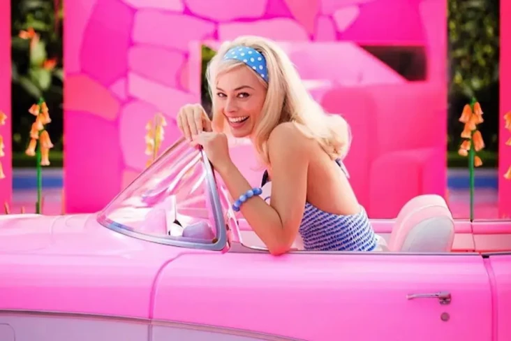 Cantiknya Margot Robbie,...