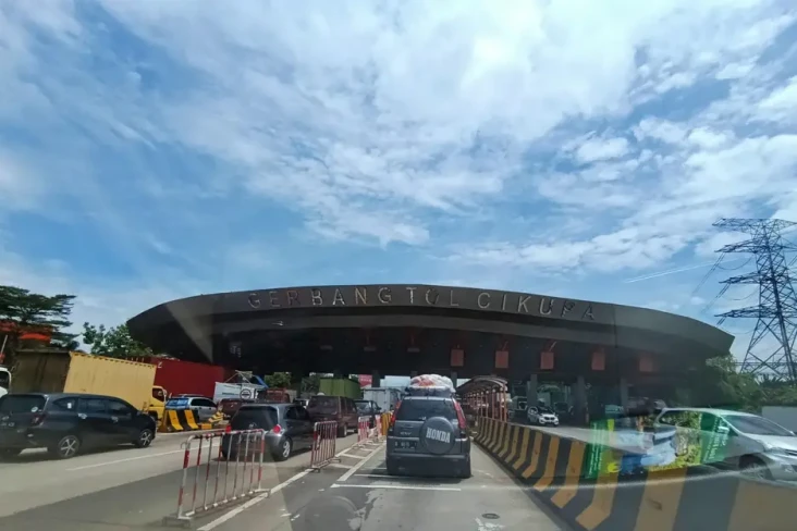 Tol Jakarta-Merak Alami...