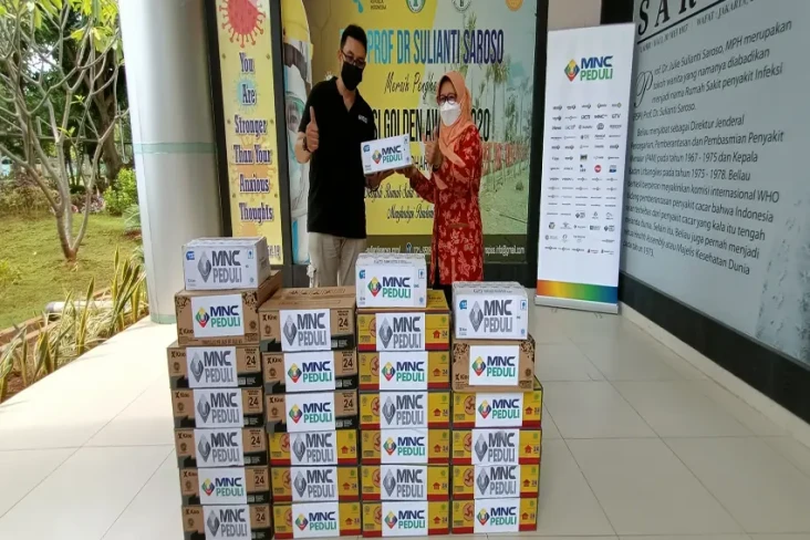 Terima Bantuan MNC Peduli,...