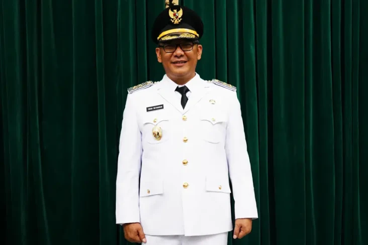 Profil Iwan Setiawan,...