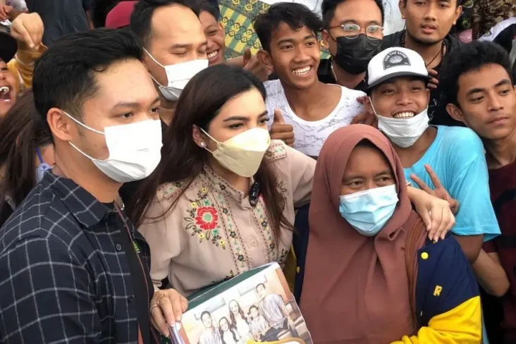 Kunjungi Korban Kebakaran...