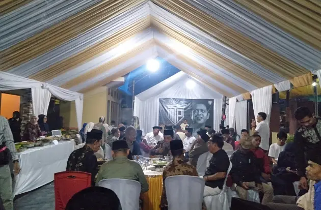 Pengacara Muda Asal...