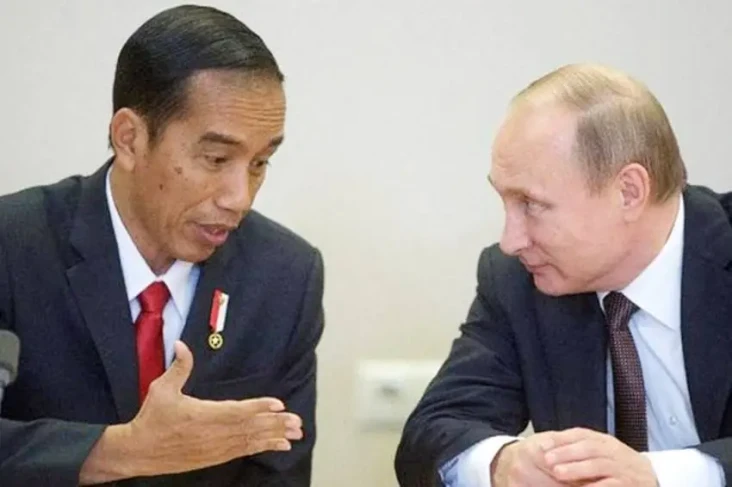 Jokowi Ungkap Obrolan...