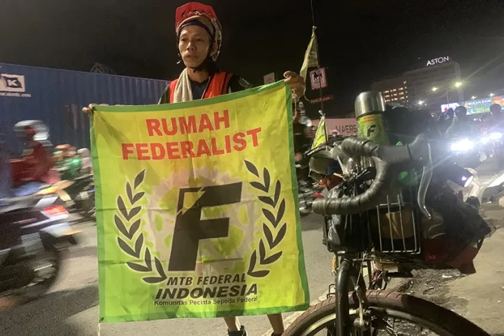 Peduli Lingkungan Jadi...