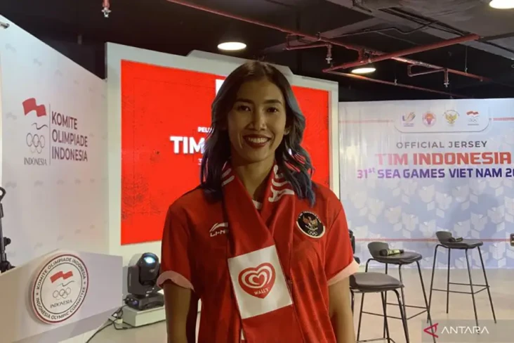 Atlet Lari Gawang Emilia...
