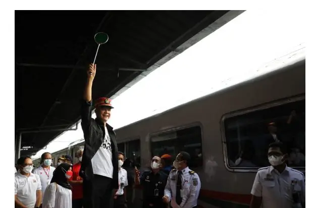 Setelah Bus, Ganjar...