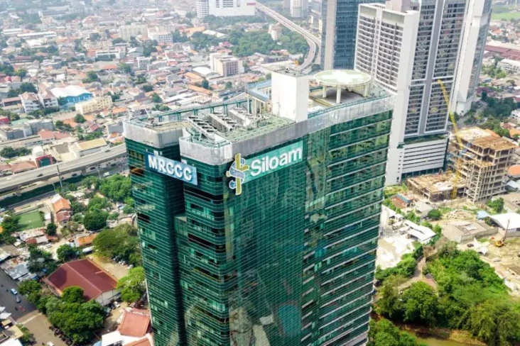 Siloam Hospitals Bukukan...