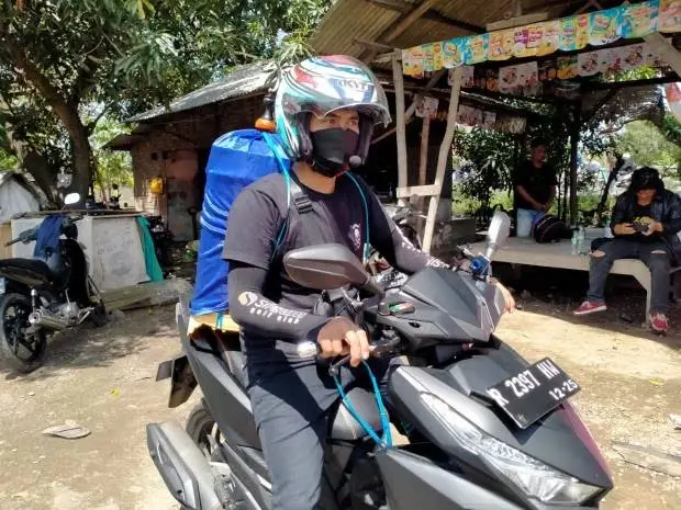 Pemotor Ini Mudik Bonceng...