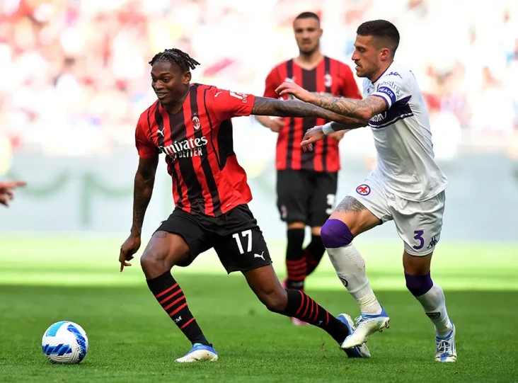 Hasil AC Milan vs Fiorentina:...