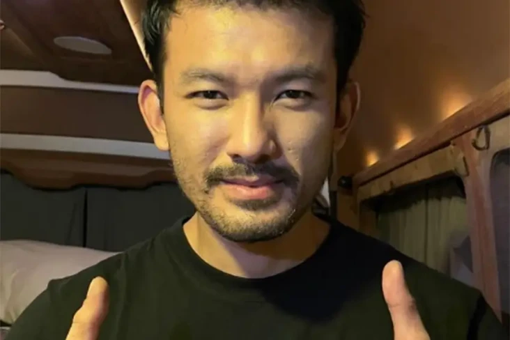 Rio Dewanto Go International,...