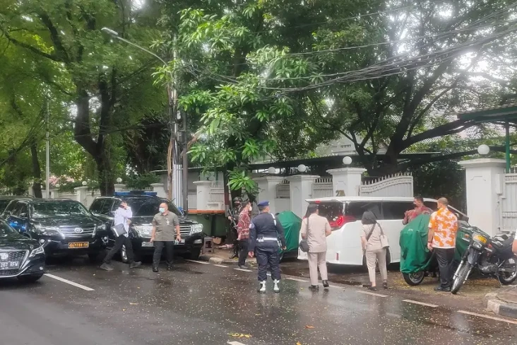 Berlebaran ke Rumah...