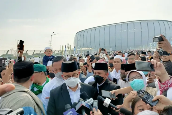 Gubernur Anies Apresiasi...