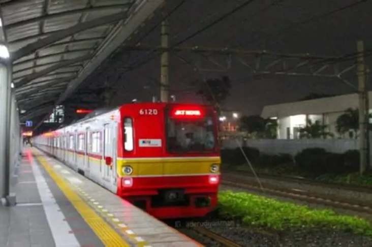 Perjalanan KRL Commuter...