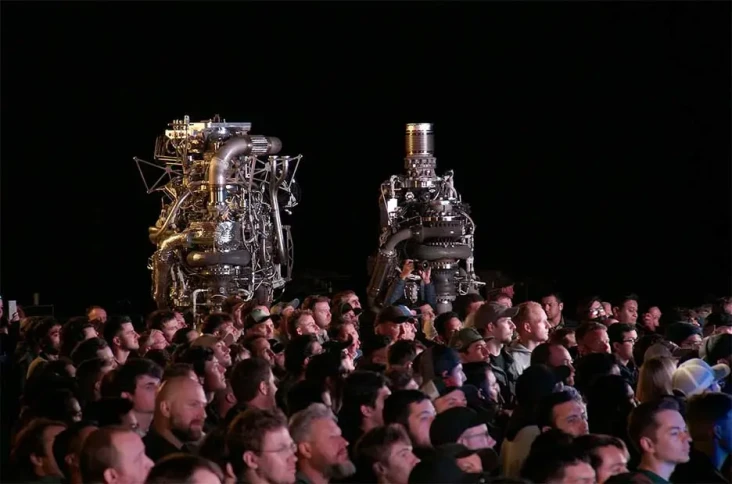 Elon Musk Pamerkan Mesin...