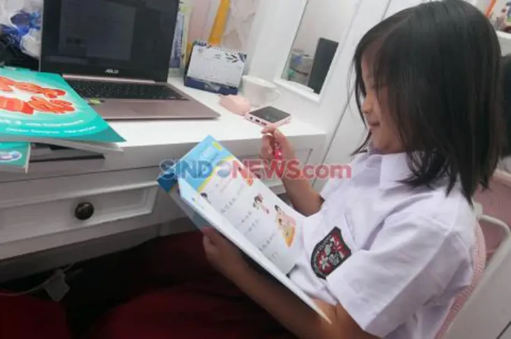 Siswa Bisa Belajar Daring...