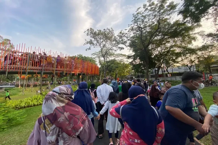 Tebet Eco Park Hari...