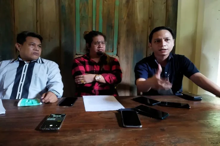 Polisi Layangkan Panggilan,...