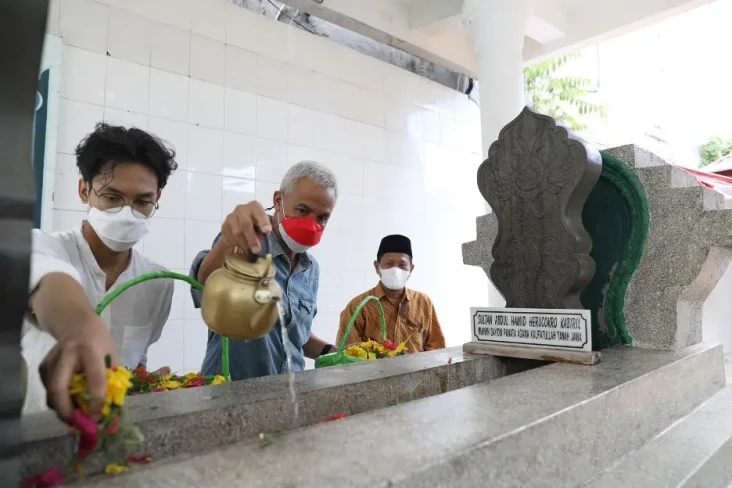 Ziarah ke Makam Pangeran...
